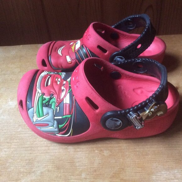 CROCS Red Cars Lightning McQueen & Francesco Ankle Strap Slip On Size Kids 8-9 - Picture 1 of 7